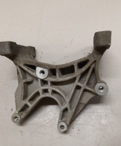 7078028C4 Alternator Bracket MaxxForce DT