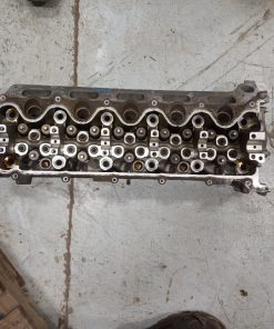 1004986 Cylinder Head Ford 6.8