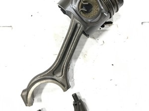 DDE A9060308117 Piston & Rods Mercedes MBE 906